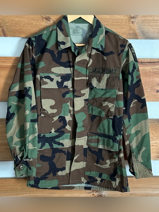 Other - Vintage US Army Jacket Woodland Green Camo Combat Utility 2 Patches Size XS